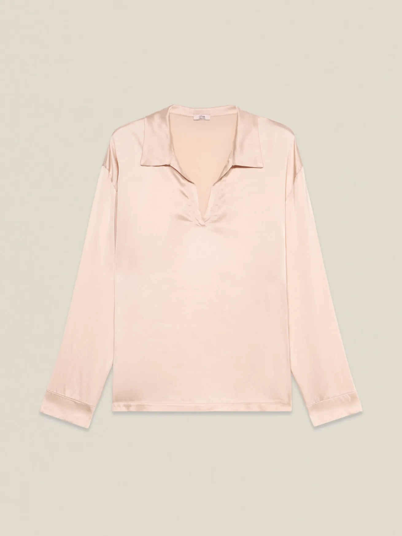Blusa in raso con scollatura a V