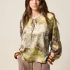 Blusa in raso fantasia