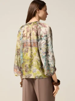 Blusa in raso fantasia