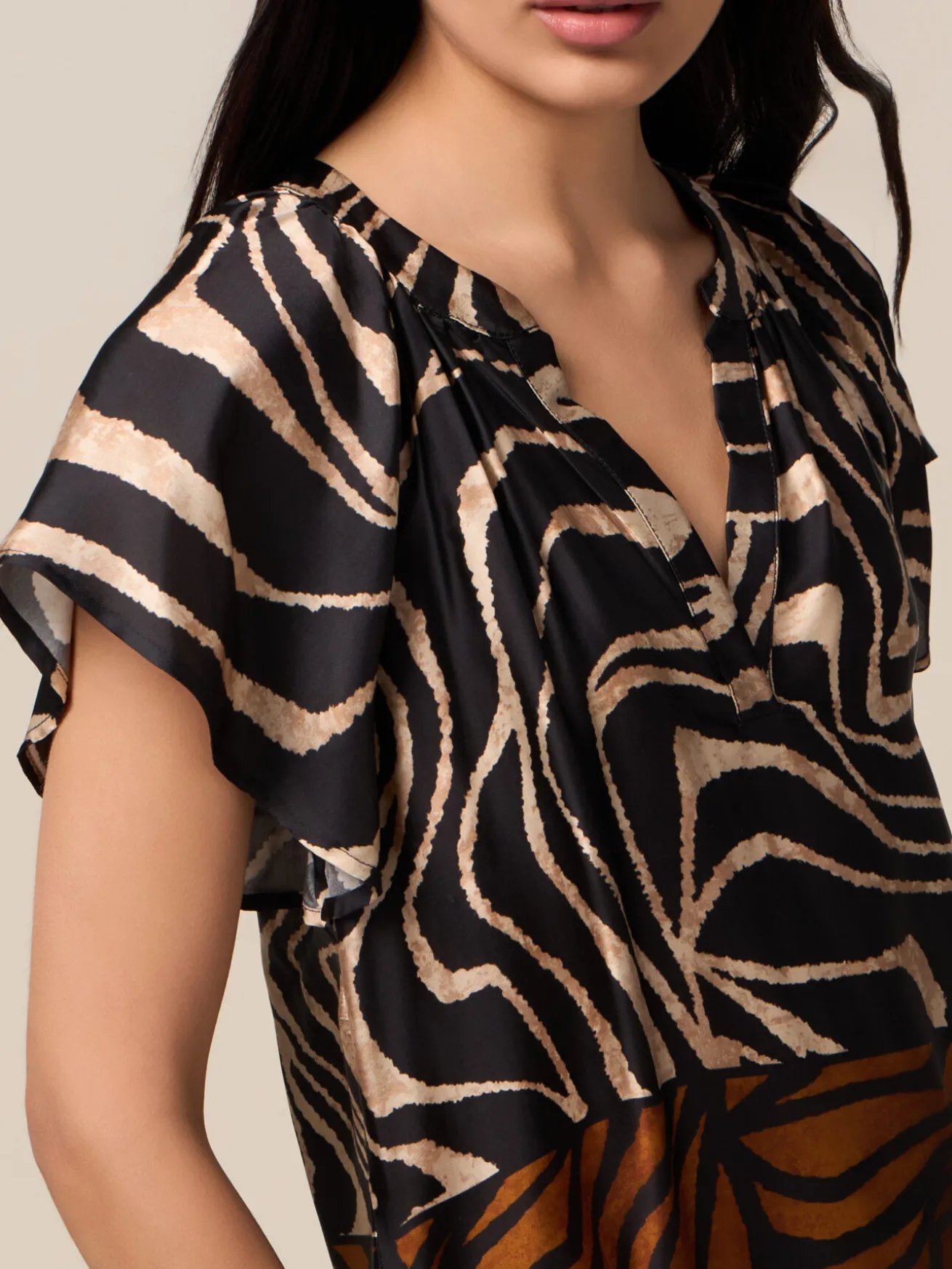 Blusa in raso fantasia