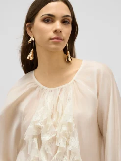 Blusa in voile con volants