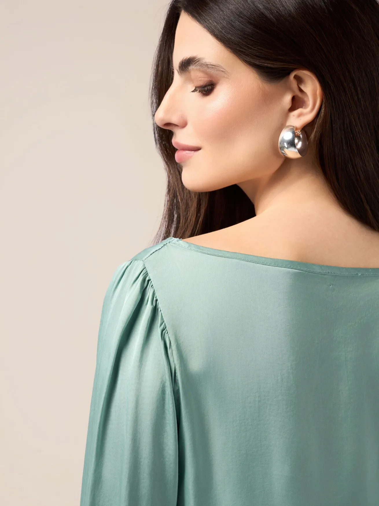 Blusa maniche lunghe in raso di viscosa
