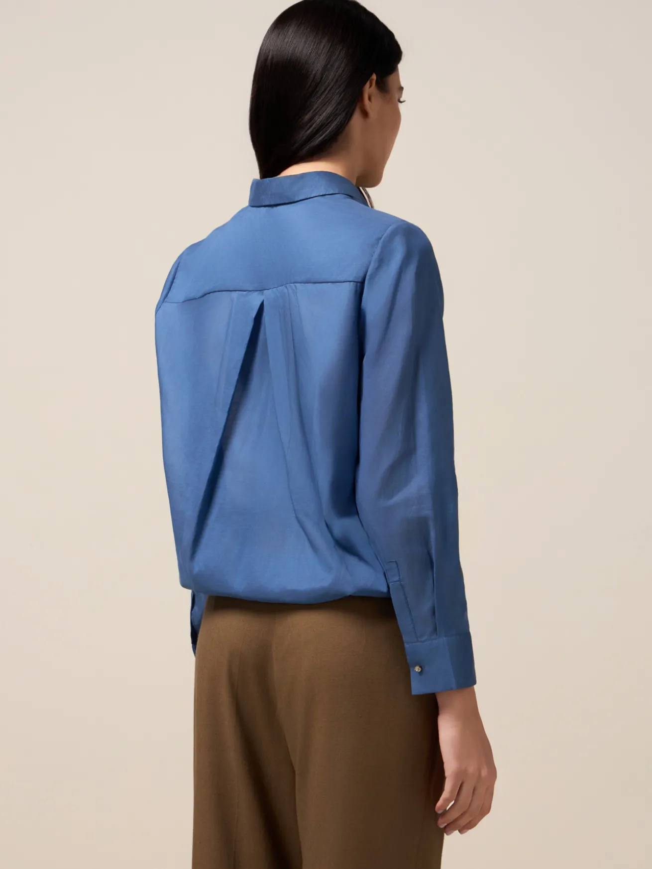 Camicia con coulisse al fondo