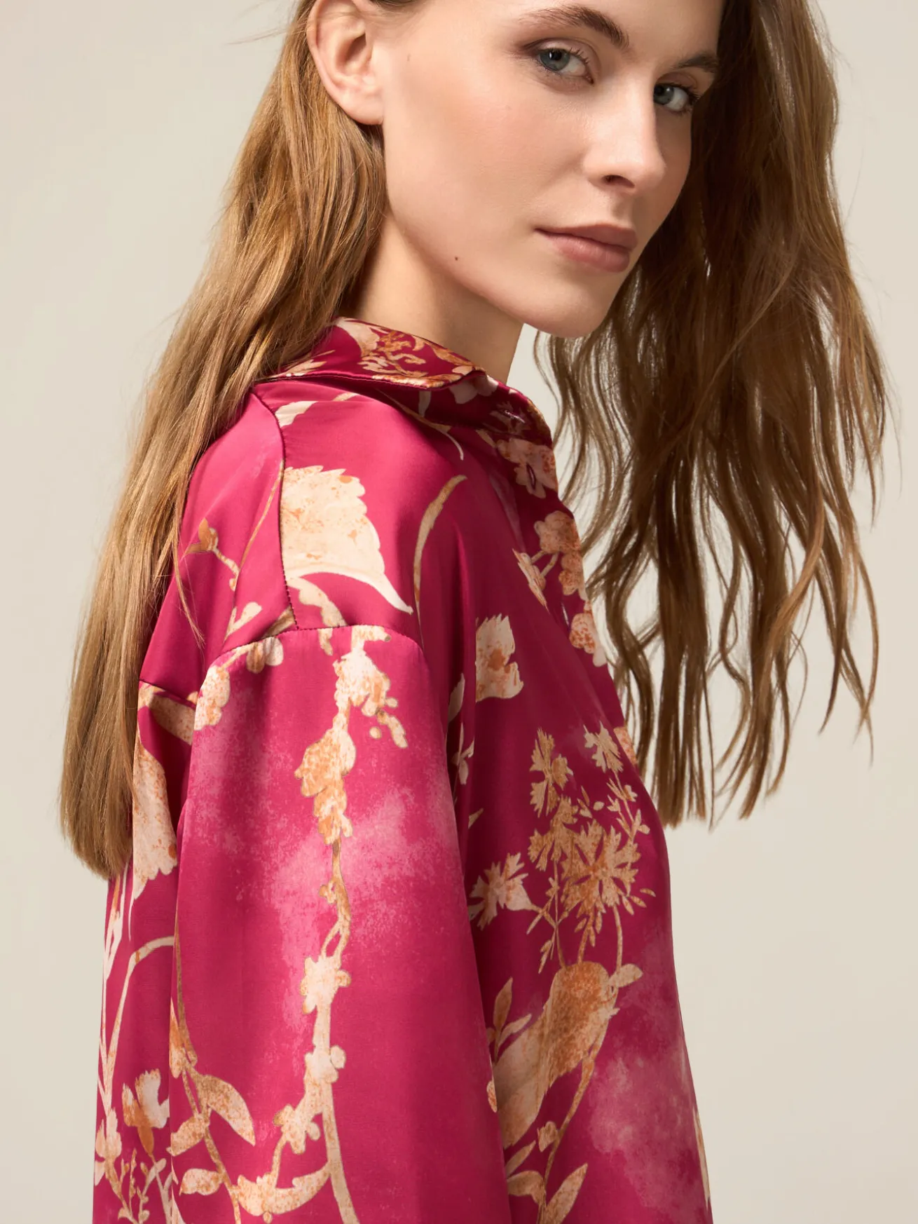 Camicia in raso fantasia
