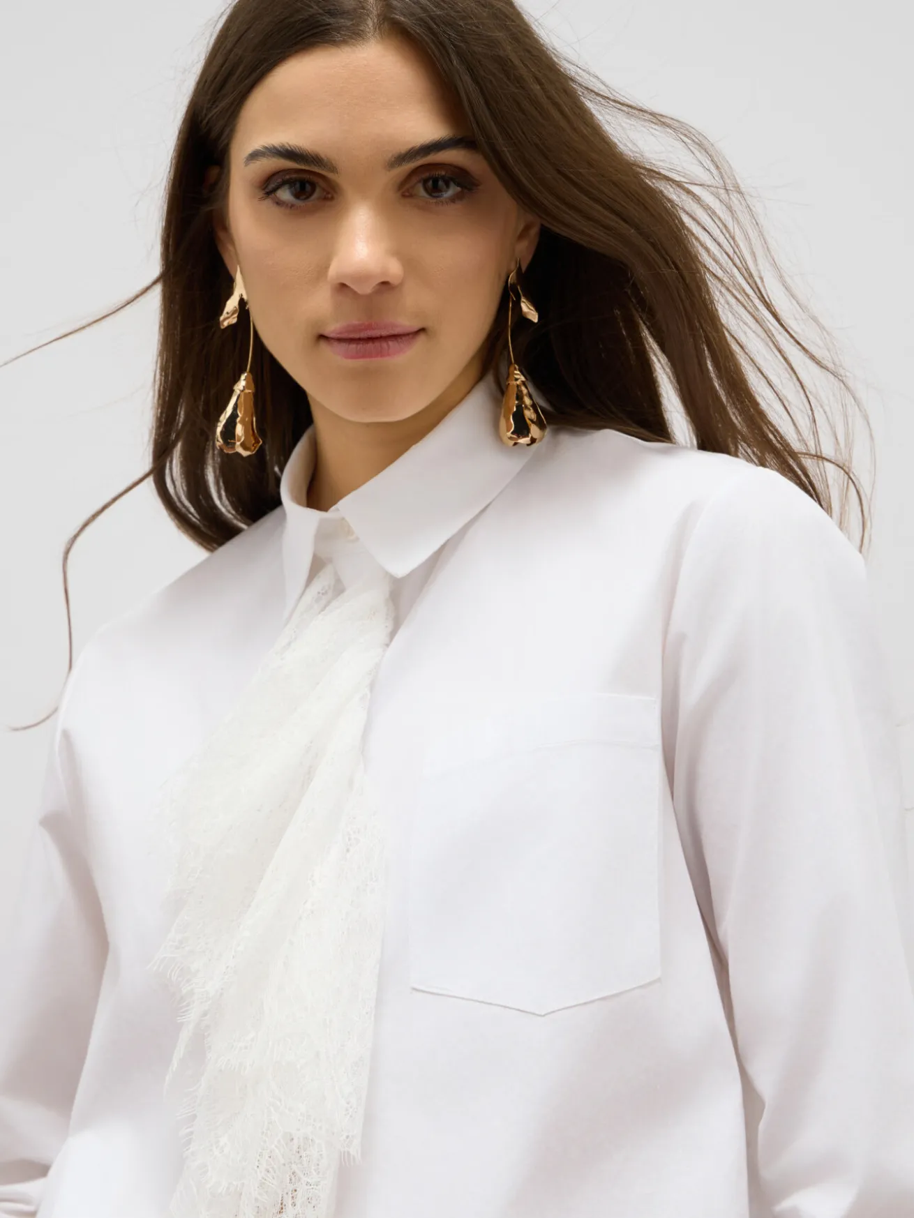 Camicia oversize in cotone con pizzo