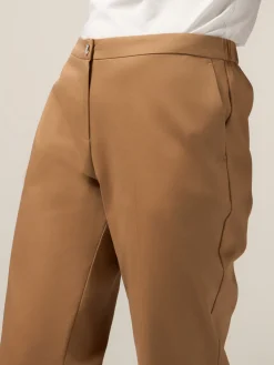 Chinos in raso di cotone
