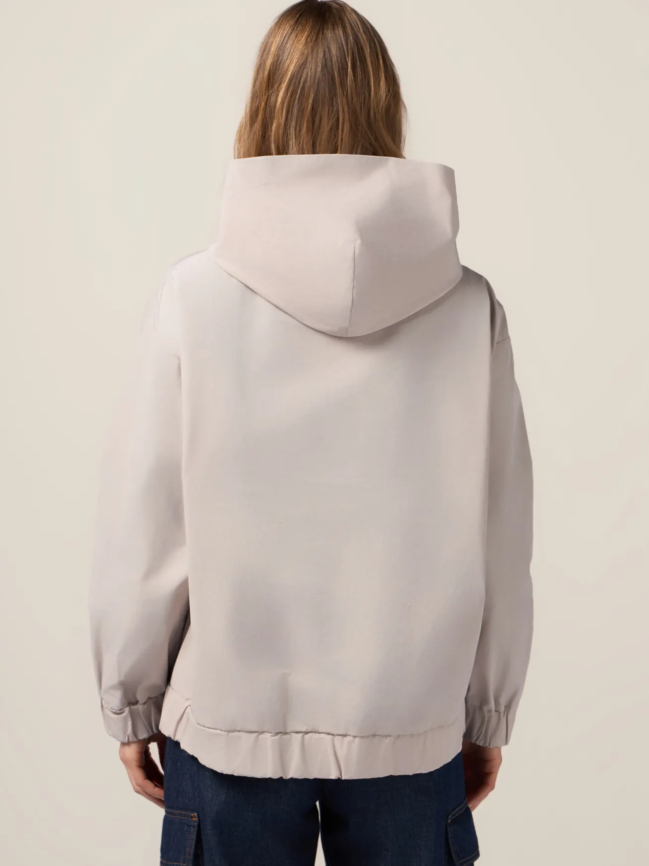 Giubbotto in nylon con cappuccio