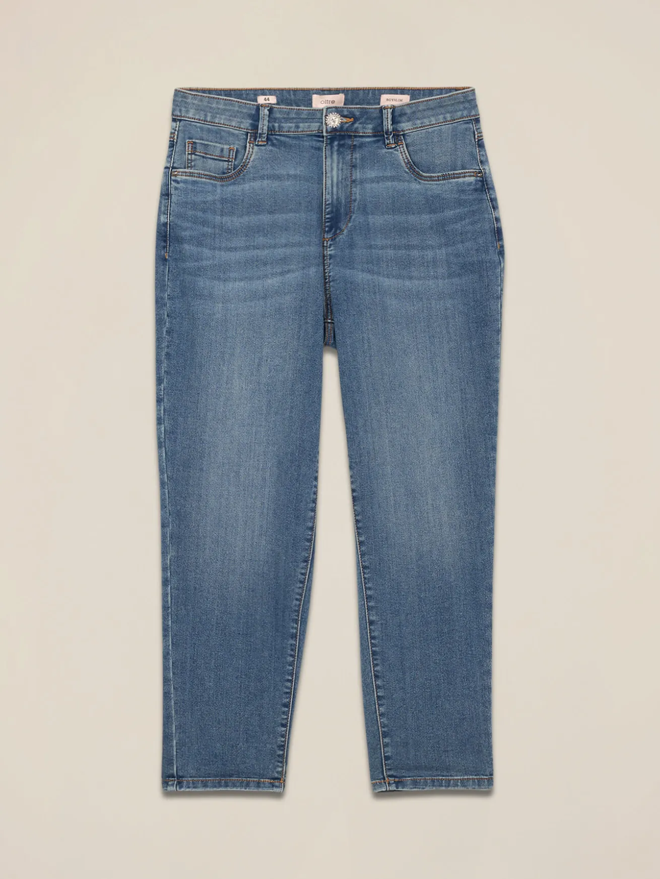 Jeans boyslim con bottone gioiello