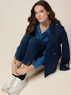Jeans boyslim con dettagli gioiello