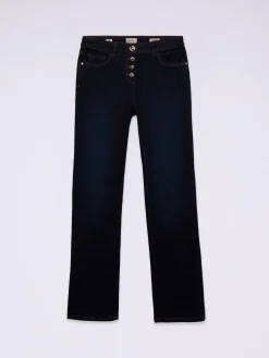 Jeans regular blu rinse con bottoni dorati