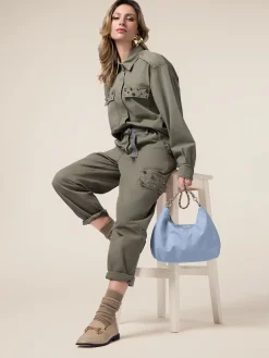 Pantaloni cargo con applicazioni