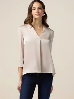 T-shirt bimaterica con scollo a V