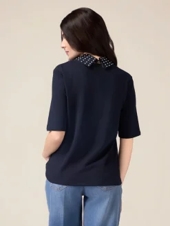 T-shirt maniche corte con colletto gioiello