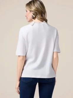 T-shirt maniche corte con colletto gioiello
