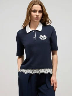 T-shirt polo con ricamo e pizzo